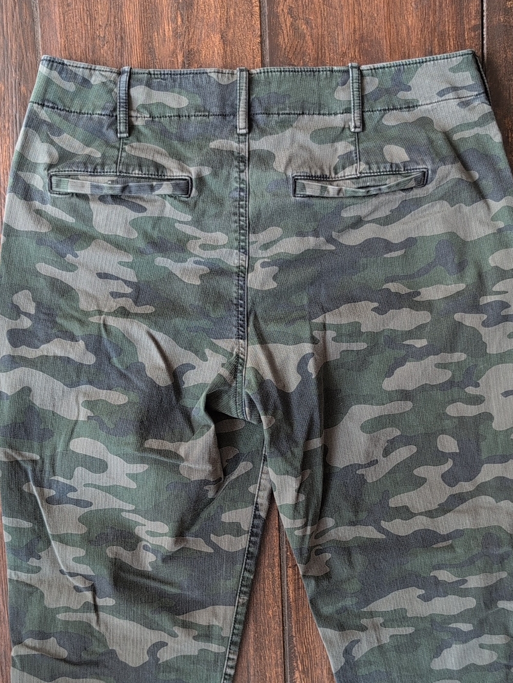 Gap Khakis Camouflage Print Straight Leg Pants Flat Pockets - Women's 8 - Picture 5 of 7